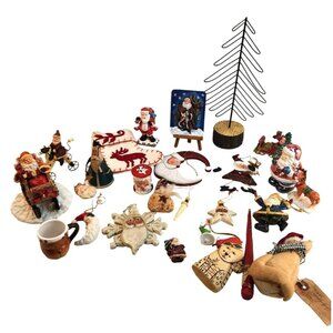 Vintage Christmas Ornament & Holiday Decor Lot - Over 25 Pieces